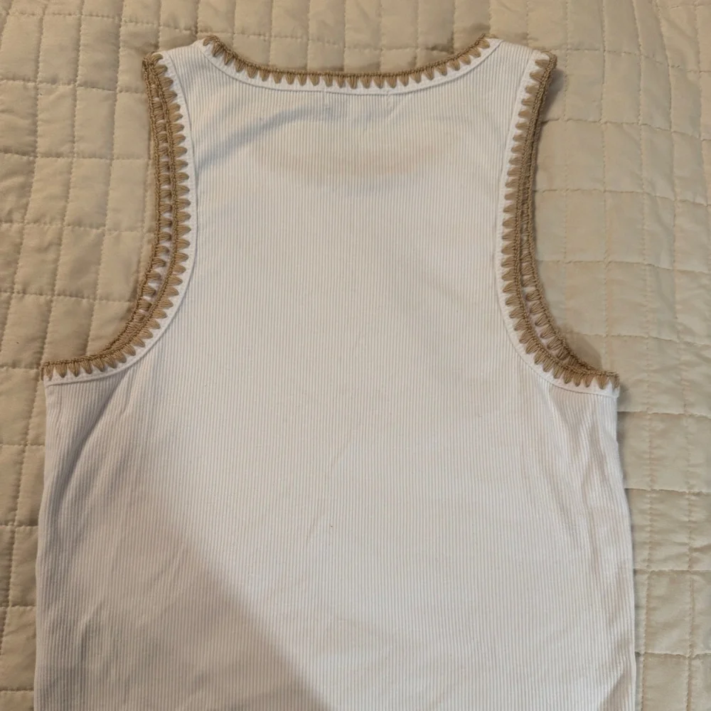 Z Supply Avril Whipstitch Rib Tank - Picture 3 of 6